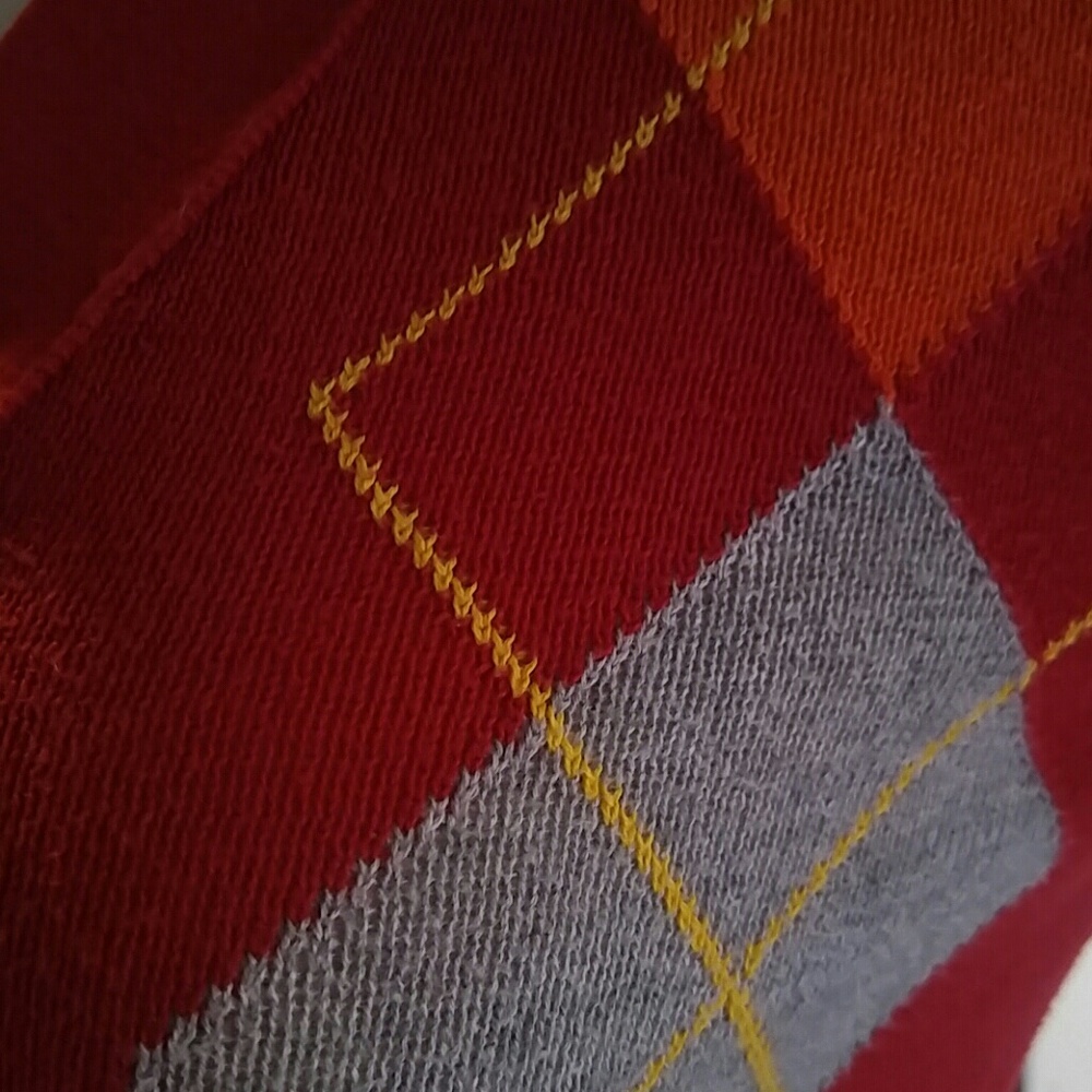 Sweater - Picture 4 of 7